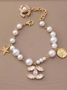 Target Gold-Tone Pearl Charm Bracelet with Crystal Floral Pendant